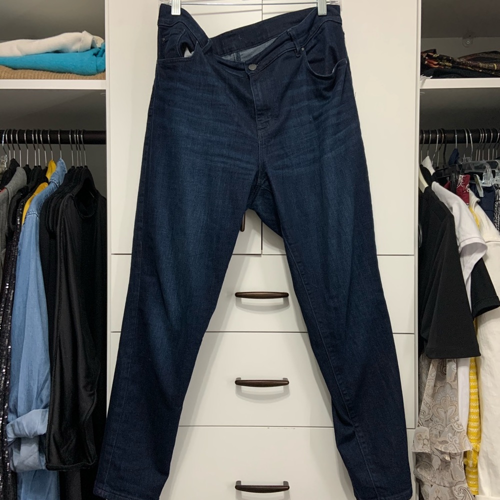 Ann Taylor Factory Skinny Jeans in dark wash